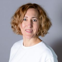 Новикова Лариса