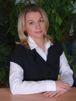 Лесина Елена